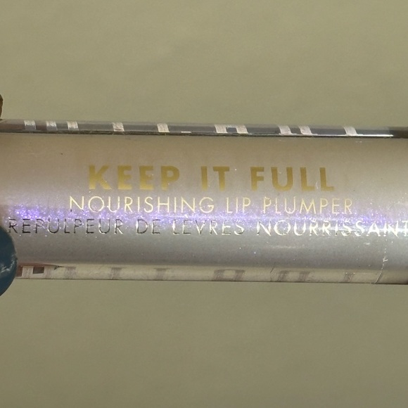 New Milani lip bundle of 4. StayPut Liquid Lip and Keep It Full Lip Plumper - Picture 6 of 8